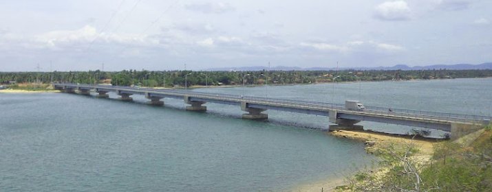 Kinniya Bridge