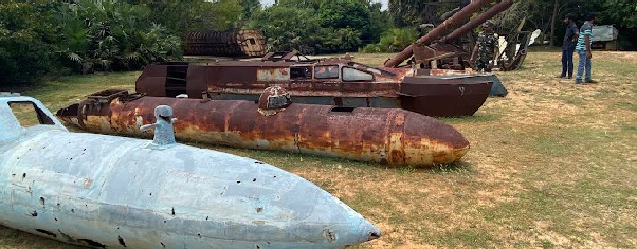 Submarine Yard