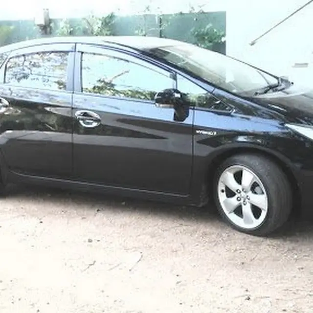 Anuradhapura driver Taxi