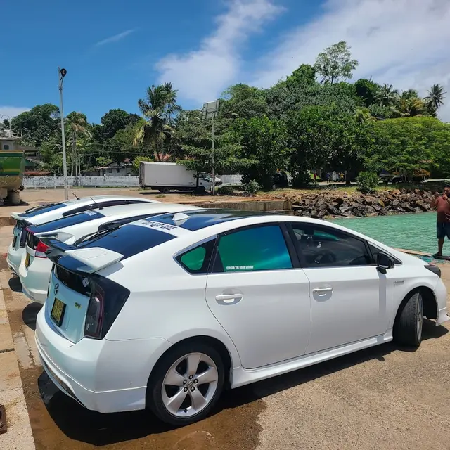 Shen Taxi & Tours